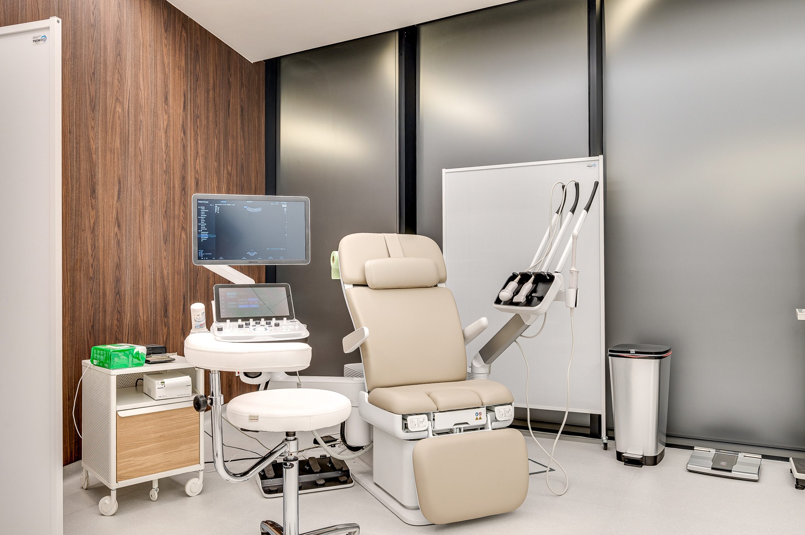 Gabinet ginekologiczny, fotel ginekologiczny, abrazja